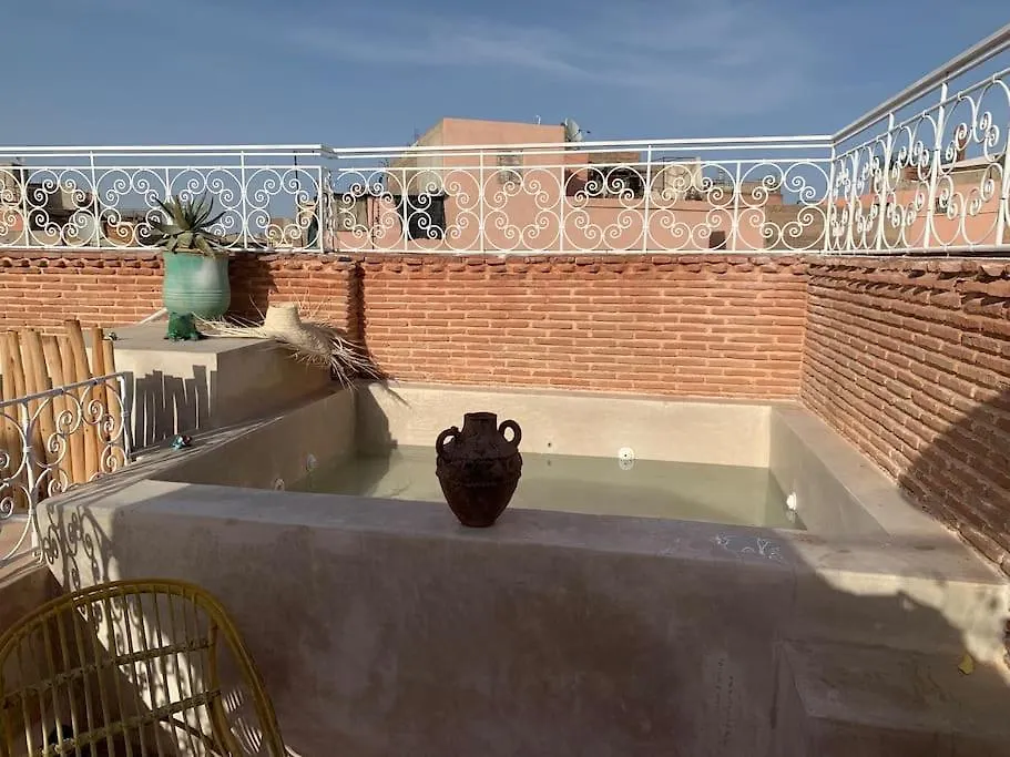 Riad Zouine Dans Un Quartier Traditionnel Marrakesh Marocko