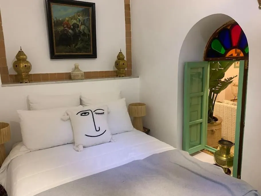 Riad Zouine Dans Un Quartier Traditionnel Marrakesh 0*,  Marocko