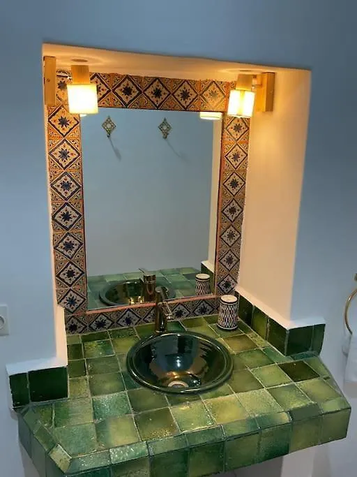 Riad Zouine Dans Un Quartier Traditionnel Marrakesh Marocko